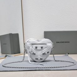 발렌시아가 15.5X4X14cm 032920