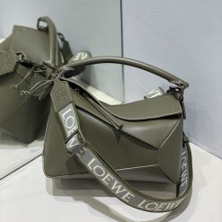 로에베 24X10.5X16.5cm 032613